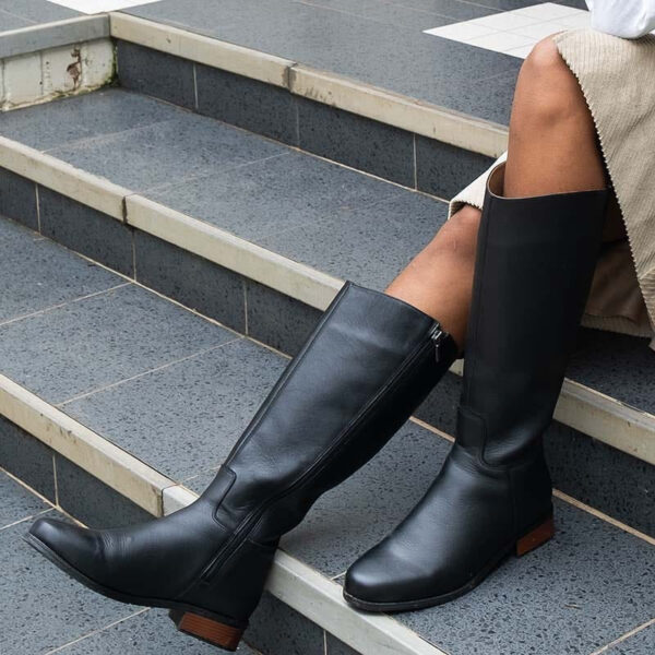 Froggie 12610 98 Black Knee High Block Heel Ladies Leather Boots | ChicShoetique