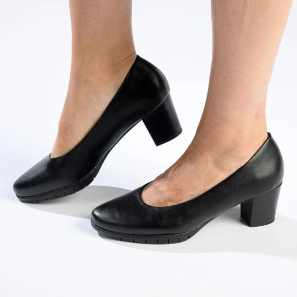 Soft Style Makana 3870 Black Genuine Leather Comfort Heel | ChicShoetique