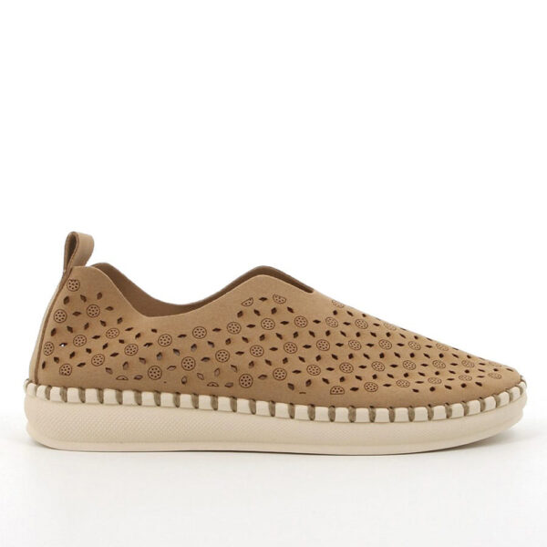 Hush Pup Sienna 3876 Tan Ladies Casual Shoe | ChicShoetique