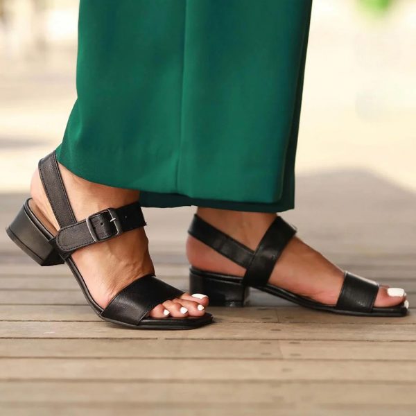 Froggie 12408 5049 Black Square Toe Block Heel Sandal | ChicShoetique