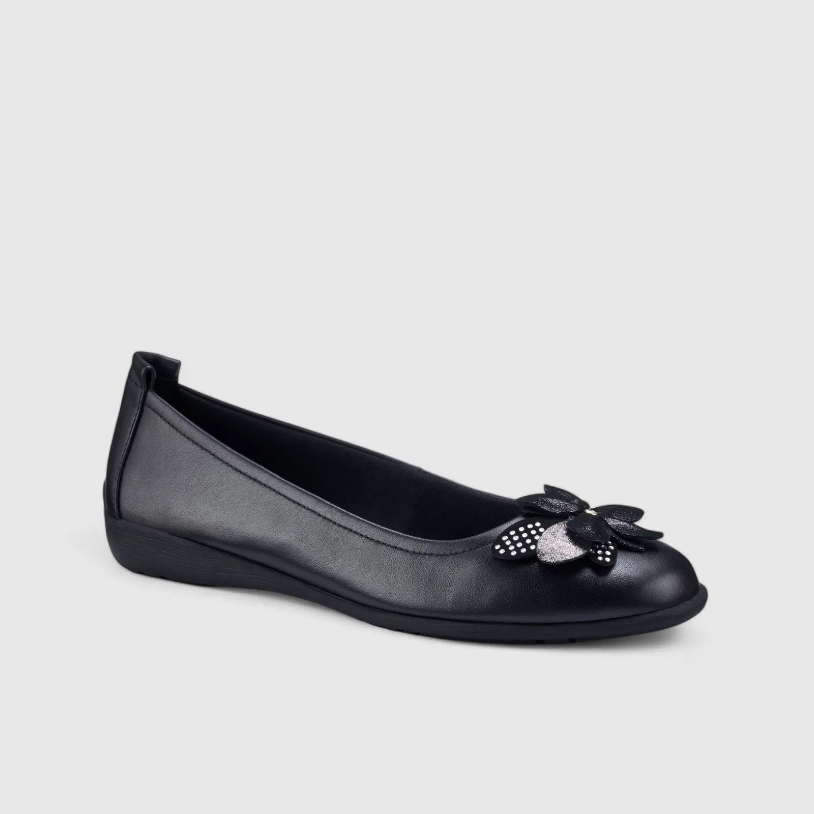 Hotter Paradise 3905 Black Leather Ballerina Pump | ChicShoetique