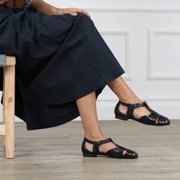Froggie 12674 3939 Black Grecian Leather Fisherman Sandal | ChicShoetique