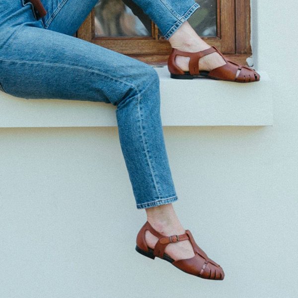 Froggie 12674 4079 Chestnut Grecian Leather Fisherman Sandal | ChicShoetique