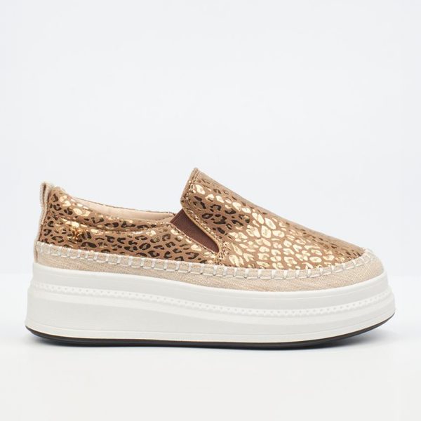 Butterfly Senhora 13 3811 Gold platform slip on | ChicShoetique